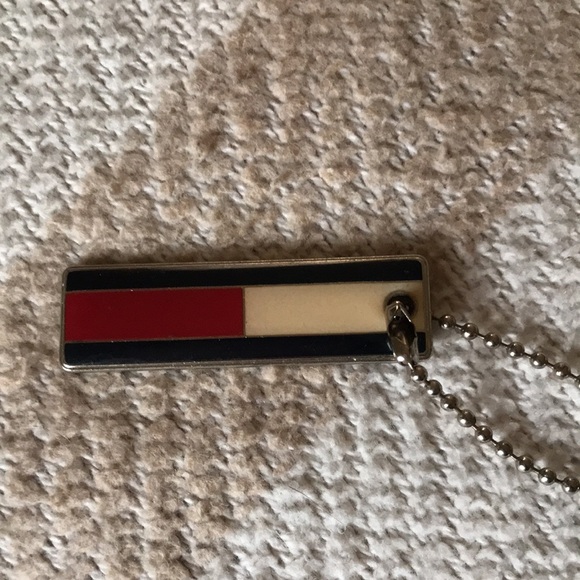 Total of 7 Varieties of Designer Bag Bling.VeraBradley, Dooney&Bourke, MK,juicy… - Picture 5 of 7